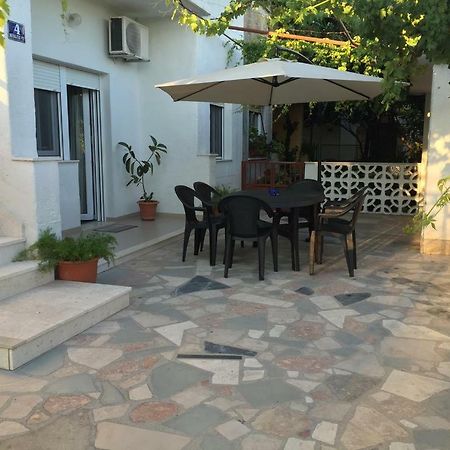 Apartment Nehaj Kastela Exterior photo
