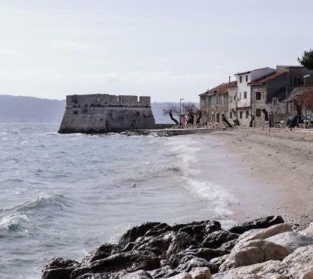 Apartment Nehaj Kastela Exterior photo