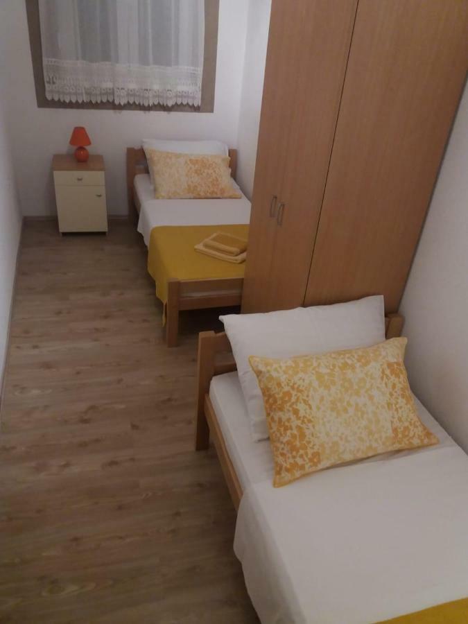 Apartment Nehaj Kastela Exterior photo